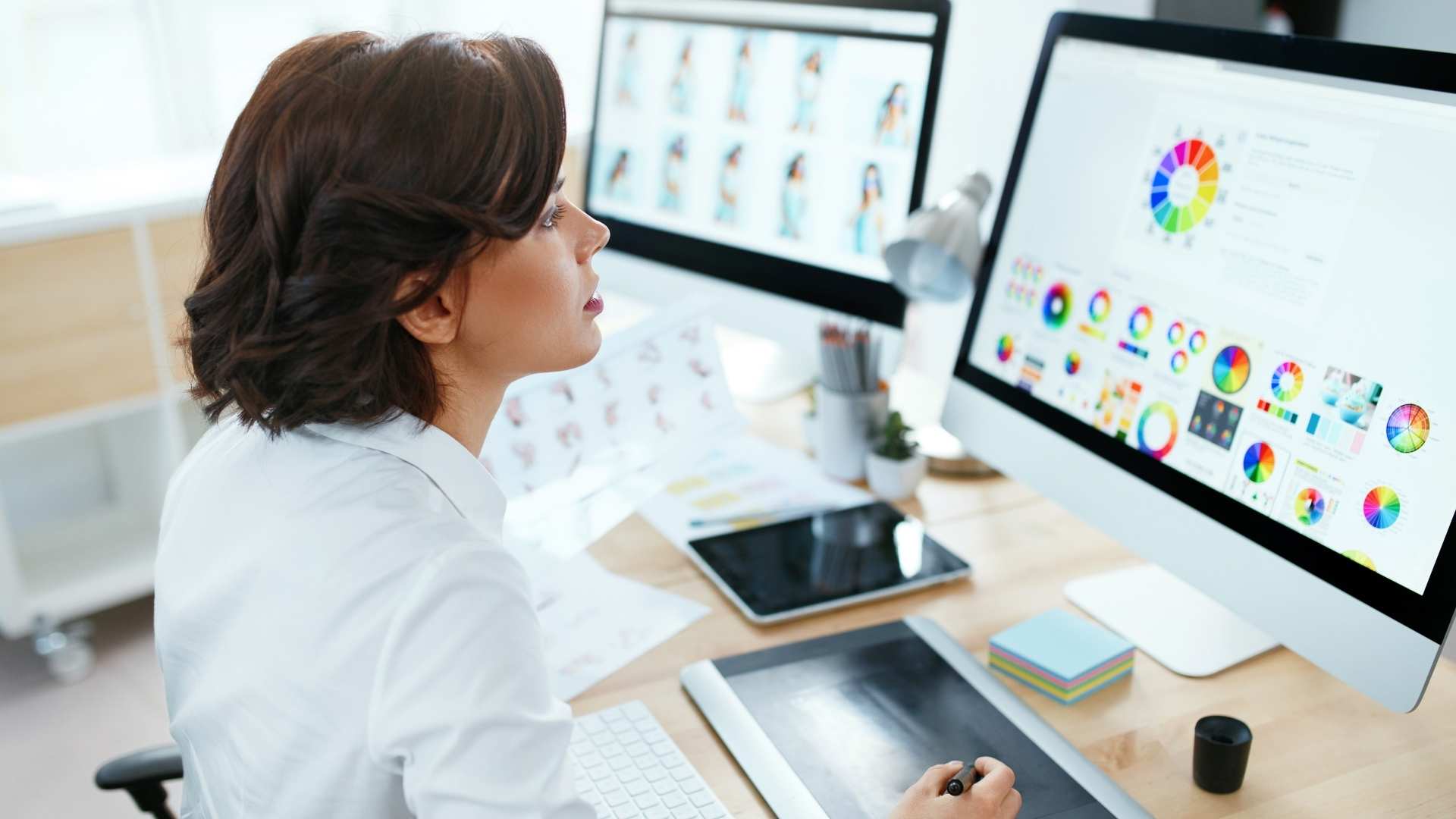 designer chooses color for a web design