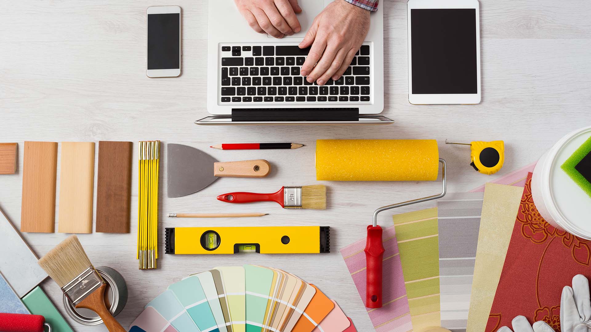 professional-decorator-working-at-desk