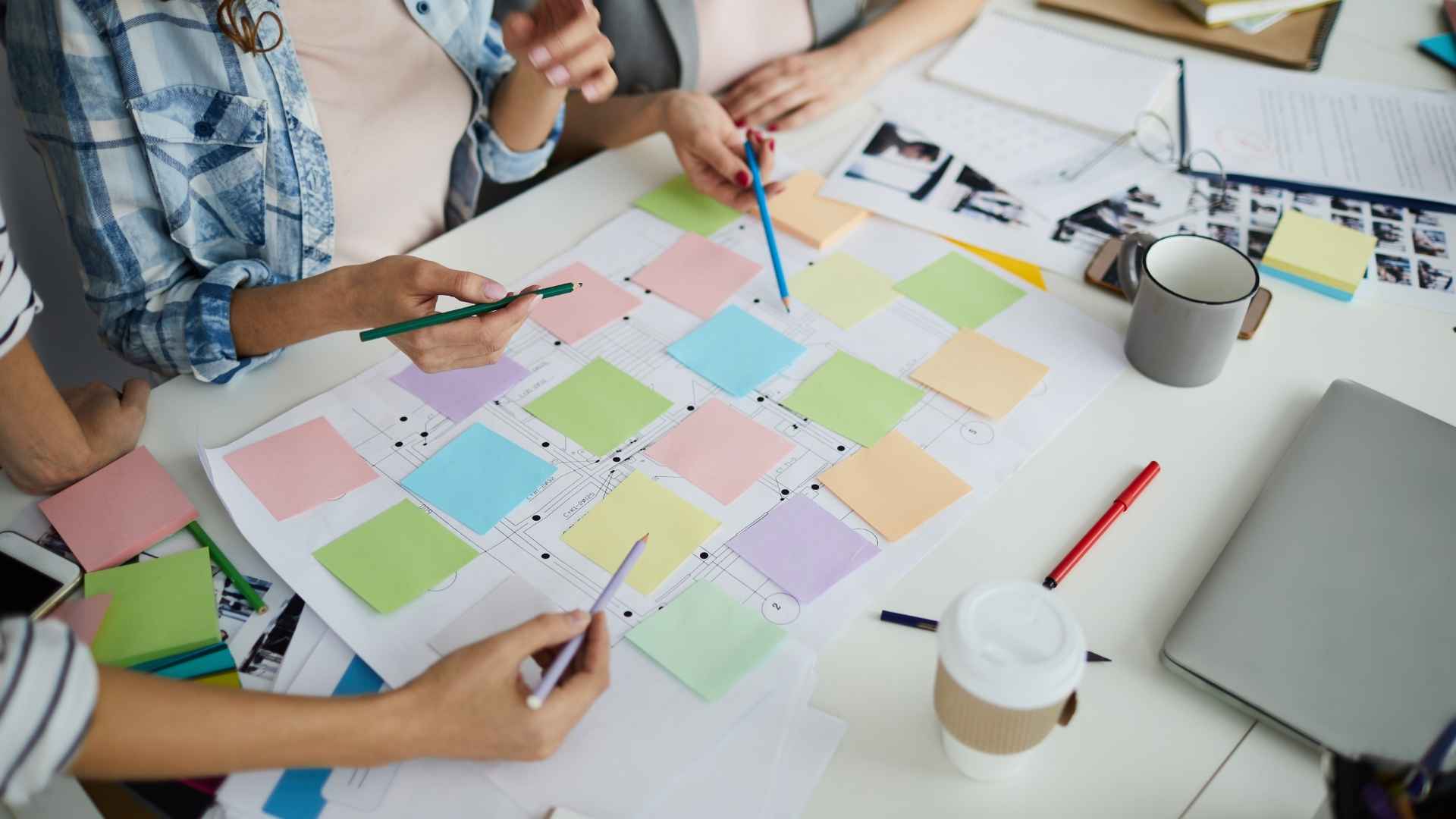 team setting up a roadmap plan